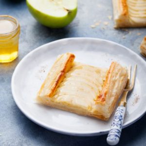 puff pastry apple tarts, apple tart recipe, flaky pastry, sweet apples, warm spices, easy-to-follow, golden perfection, mouthwatering dessert, impressive treat